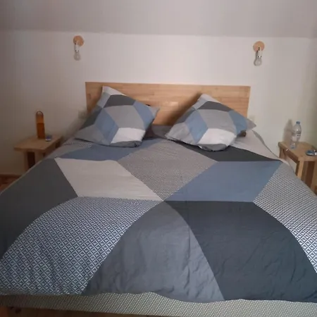 La Maison Rose * نمور