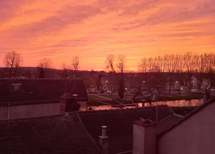 La Maison Rose Hébergement de vacances *